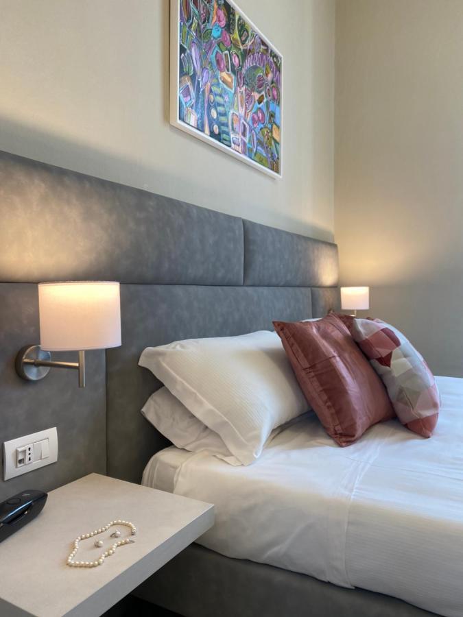 Hotel Eletto Санремо Экстерьер фото